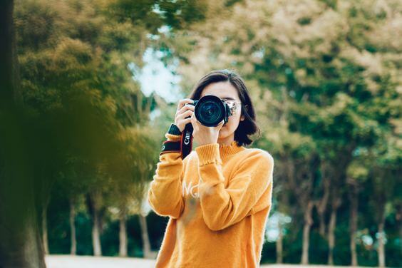 Sell your own photography, one of 7 ways to make a passive income online via @everythingabode