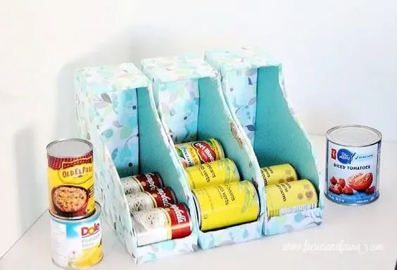 DIY Can Organizer for Pantry via @everythingabode