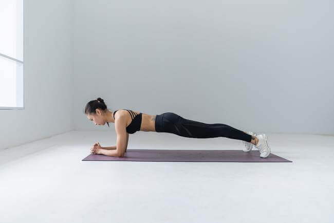 The Plank for at home stomach fitness - Everything Abode