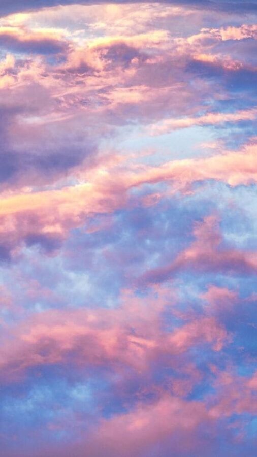 Bức ảnh nền cloud aesthetic wallpapers không chỉ đẹp mắt, mà còn mang lại cảm giác thư thái và tĩnh lặng. Nếu bạn muốn tăng thêm những trải nghiệm mới lạ cho màn hình của mình, hãy cùng khám phá thế giới mây trên điện thoại hay máy tính của mình ngay thôi!