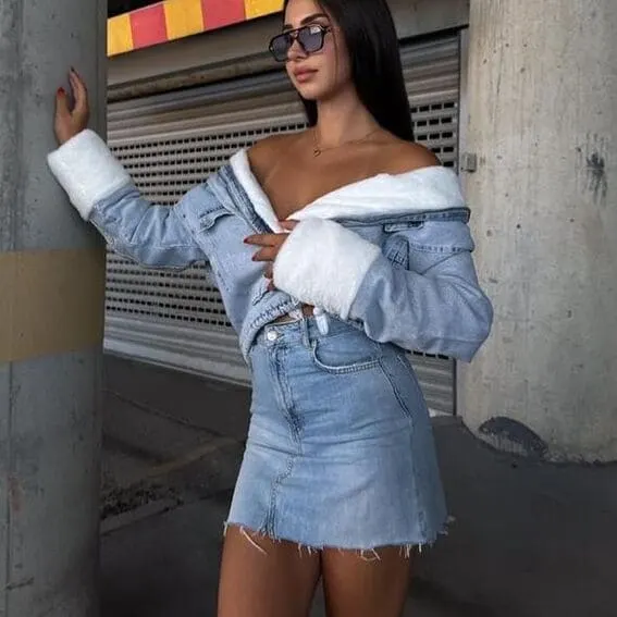 Denim jacket with fur outfit best sale